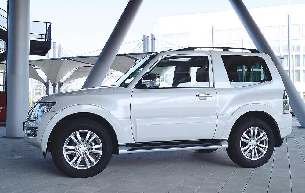 PAJERO